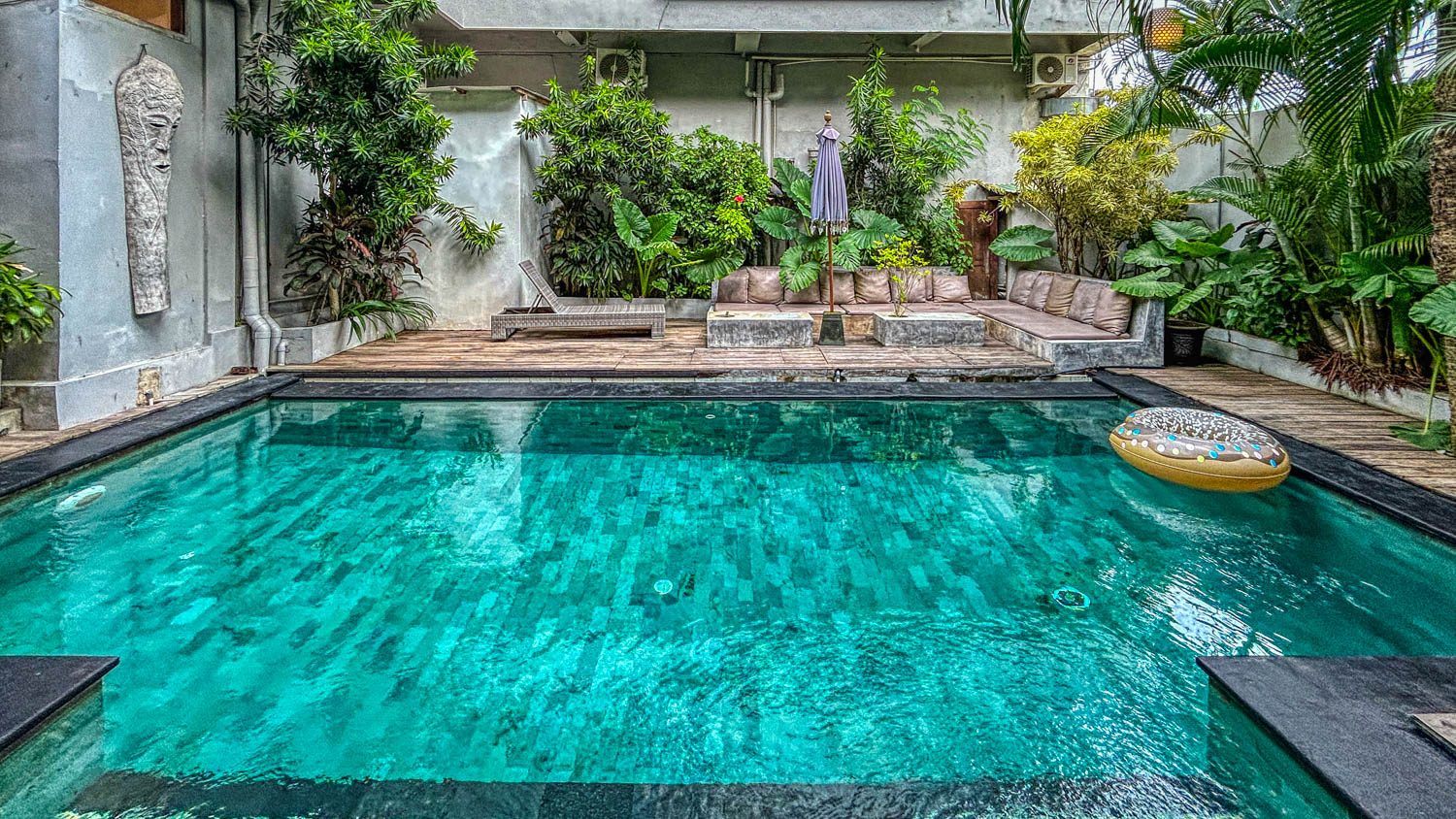 Private swimming pool