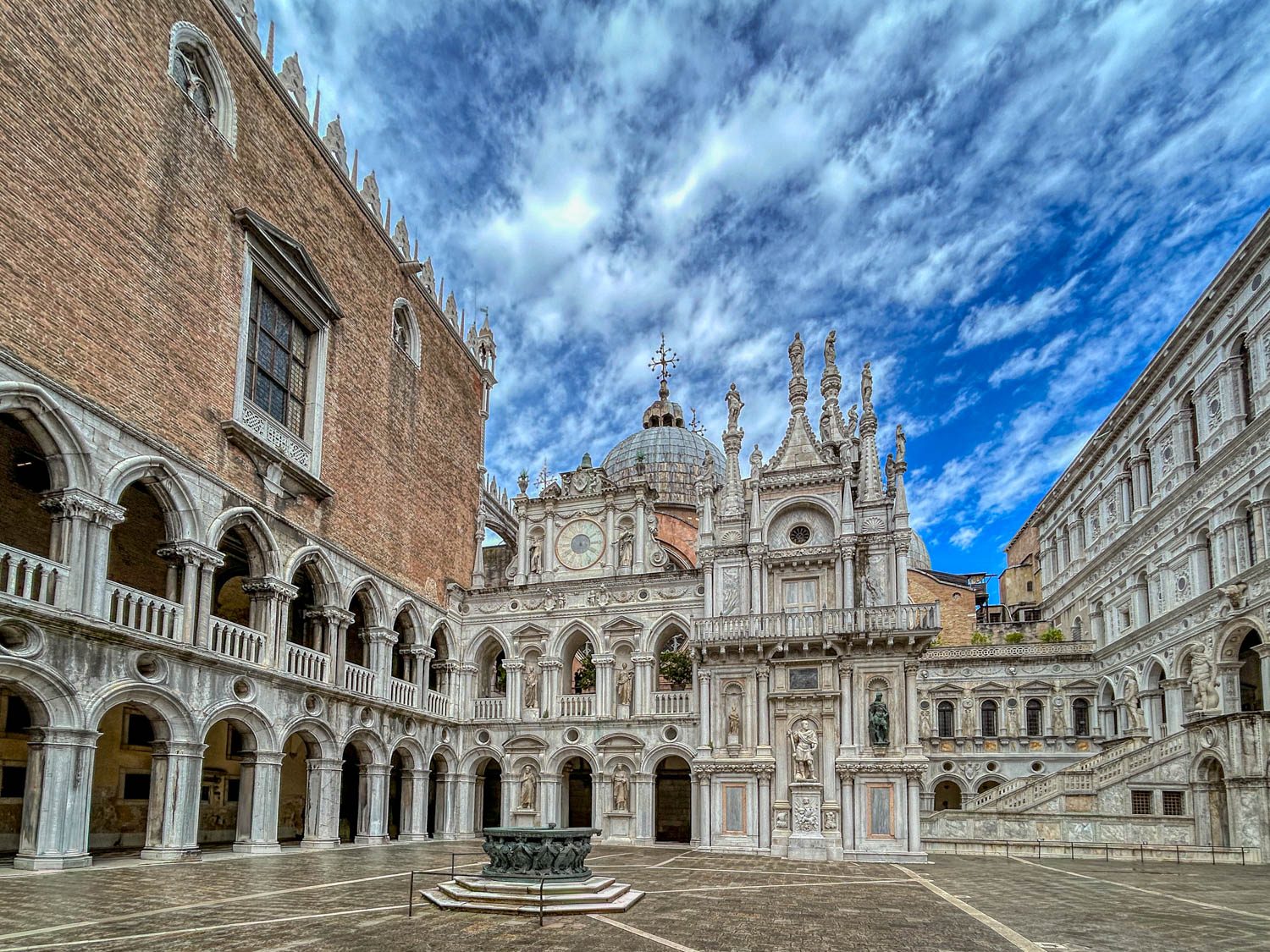 Palazzo Ducale, courtyard