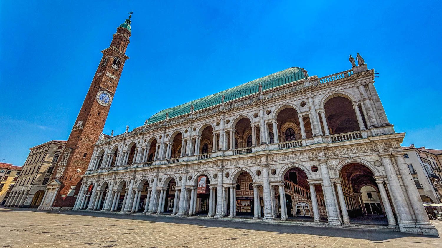 Basilica Palladiana (e a Torre Bissara)