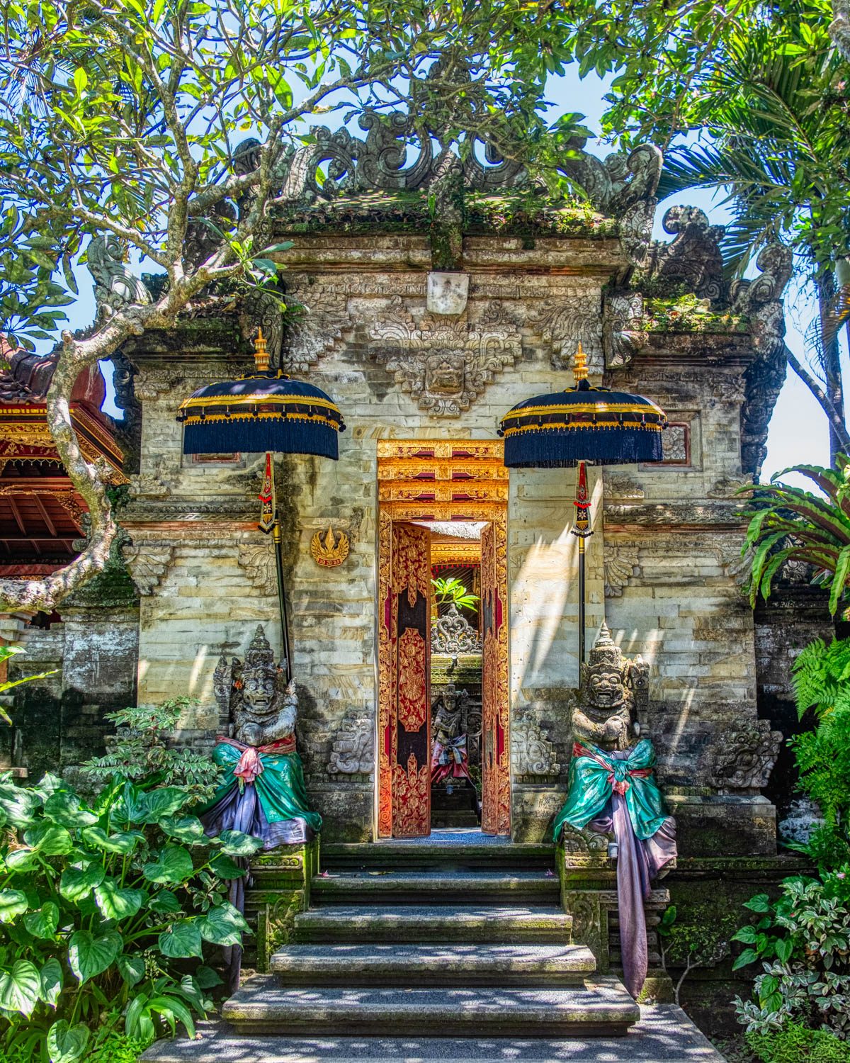 Puri Saren Agung
